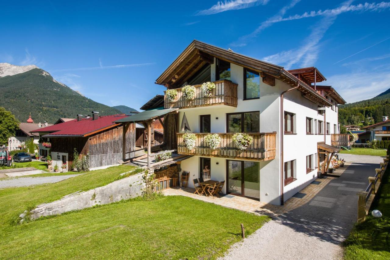 Appartements Simone Ehrwald Exterior foto